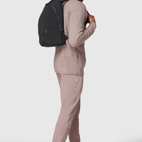 FWD Pleated Backpack 24L - Black - Picture 3 of 8